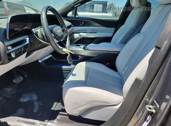 1GYKPMRK3PZ001482 2023 CADILLAC OTHER Gray Սալոնի դիմացի տեսք