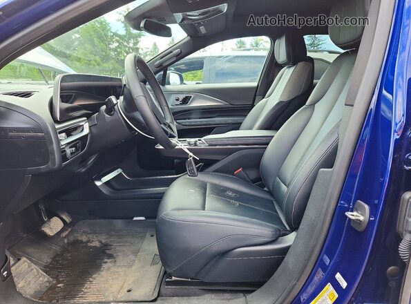 1GYKPMRK7RZ107744 2024 CADILLAC OTHER Синий Вид салона спереди