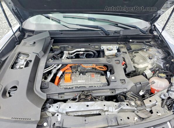 1GYKPPRL1PZ003192 2023 CADILLAC OTHER Silver Vista del compartimento del motor