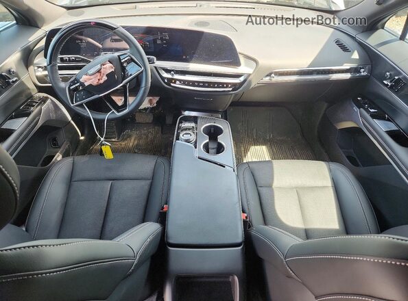 1GYKPRRL1SZ319129 2025 CADILLAC OTHER Silver Vista del salpicadero
