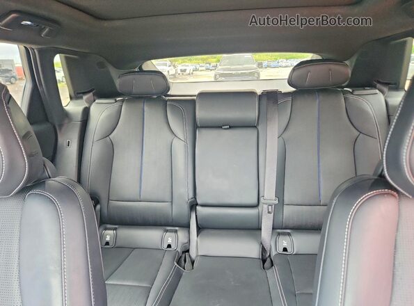 1GYKPTRL2RZ137530 2024 CADILLAC OTHER Black Вид задніх сидінь