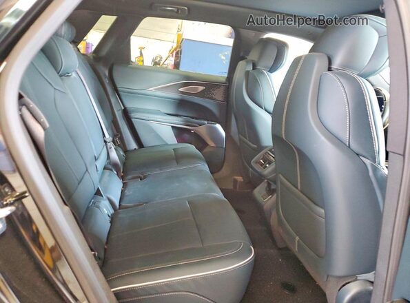 1GYKPYRL8SZ314648 2025 CADILLAC OTHER Black Հետևի նստատեղերի տեսք