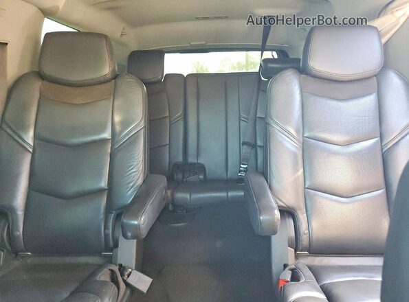 1GYS3GKJ8LR233116 2020 CADILLAC ESCALADE Black Rear seats view