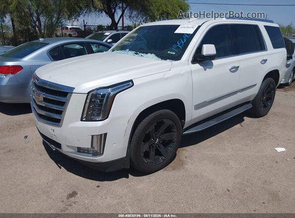 1GYS4BKJ9HR195645 2017 CADILLAC ESCALADE White წინა მარცხენა ხედი სამი მეოთხედიდან
