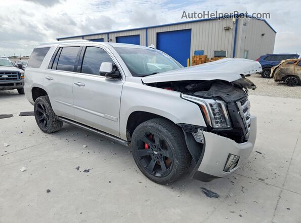 1GYS4CKJ4LR174412 2020 CADILLAC ESCALADE Silver Front right