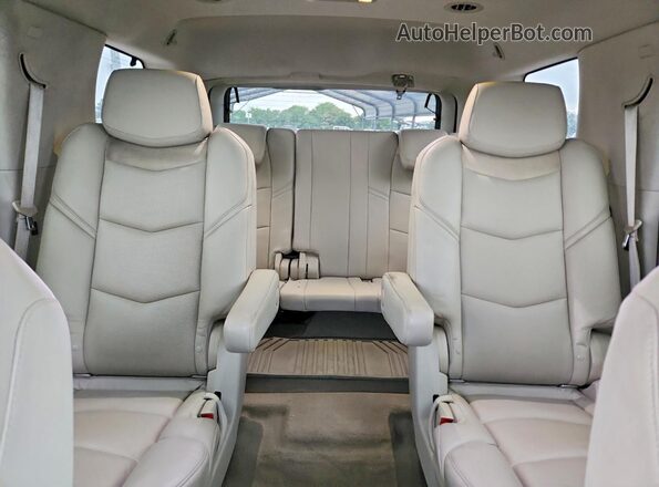 1GYS4CKJ7LR132302 2020 CADILLAC ESCALADE Blue Вид задніх сидінь