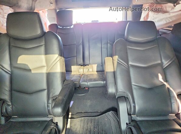 1GYS4KKJ2LR112209 2020 CADILLAC ESCALADE Black Հետևի նստատեղերի տեսք