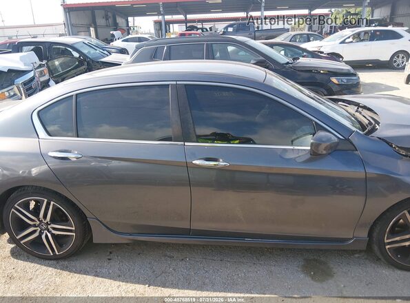 1HGCR2F10HA249582 2017 HONDA ACCORD Gray Вид задньої частини салону