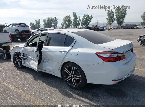 1HGCR2F18HA180589 2017 HONDA ACCORD White Tył lewy