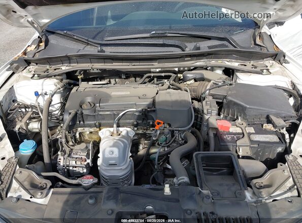 1HGCR2F18HA180589 2017 HONDA ACCORD White Widok z tyłu
