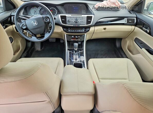 1HGCR2F32HA012710 2017 HONDA ACCORD White Vista del salpicadero