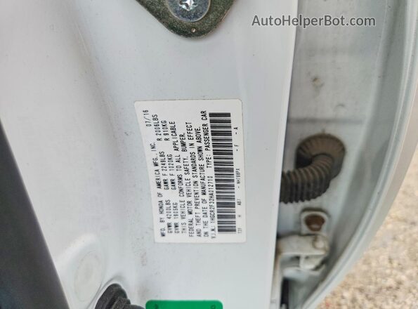 1HGCR2F32HA012710 2017 HONDA ACCORD White Vista del compartimento del motor