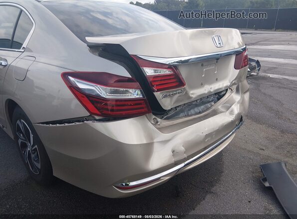 1HGCR2F35HA200993 2017 HONDA ACCORD Beige წინა ხედი