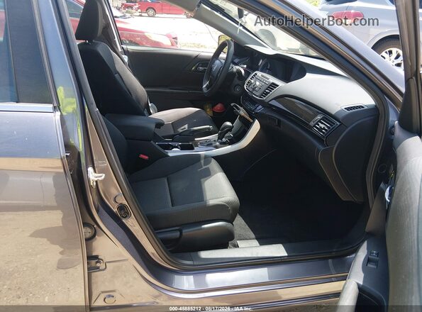 1HGCR2F36HA121316 2017 HONDA ACCORD Gray Вид салону спереду