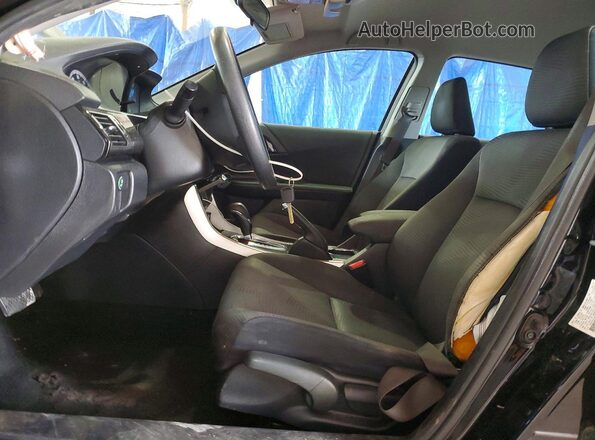 1HGCR2F38HA071535 2017 HONDA ACCORD Черный Вид салона спереди