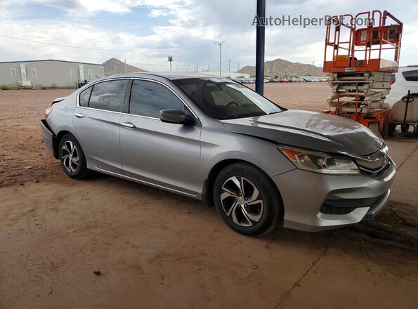1HGCR2F38HA098735 2017 HONDA ACCORD Серебряный Вид панели приборов
