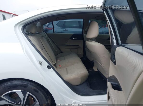 1HGCR2F38HA123715 2017 HONDA ACCORD White VIN կոդի պիտակի տեսք