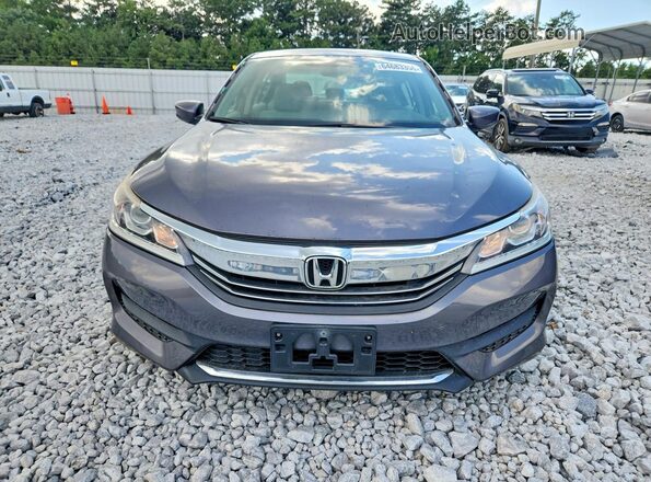 1HGCR2F38HA208215 2017 HONDA ACCORD Gray Widok z przodu