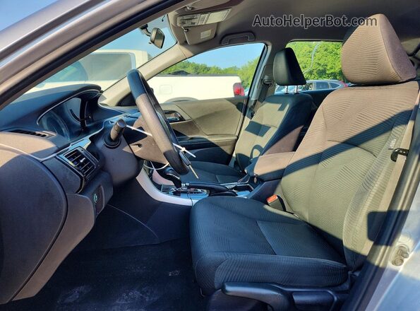 1HGCR2F38HA293864 2017 HONDA ACCORD Серый Вид салона спереди