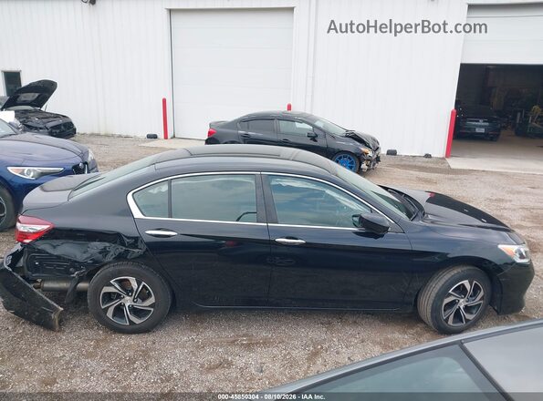 1HGCR2F39HA218543 2017 HONDA ACCORD Black Вид задньої частини салону