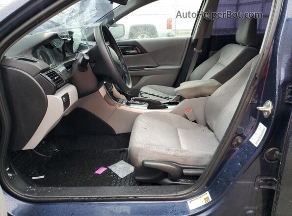 1HGCR2F3XHA252569 2017 HONDA ACCORD Синий Вид салона спереди