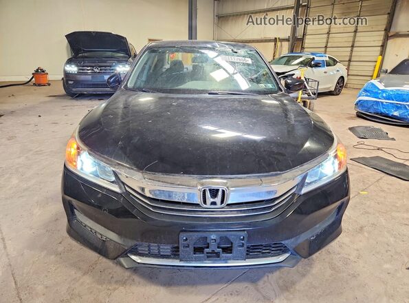 1HGCR2F3XHA272014 2017 HONDA ACCORD Black Front view
