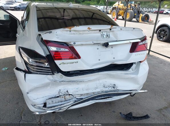 1HGCR2F50GA104897 2016 HONDA ACCORD White Դիմացի տեսք