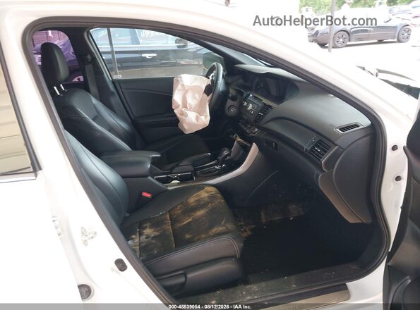 1HGCR2F50GA104897 2016 HONDA ACCORD White Սալոնի դիմացի տեսք