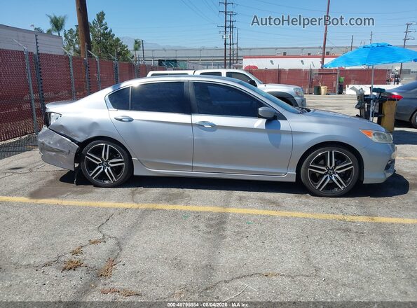 1HGCR2F50GA204952 2016 HONDA ACCORD Silver Rear interior view