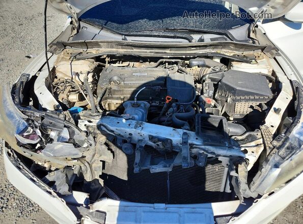 1HGCR2F52HA116423 2017 HONDA ACCORD White Вид задньої частини салону