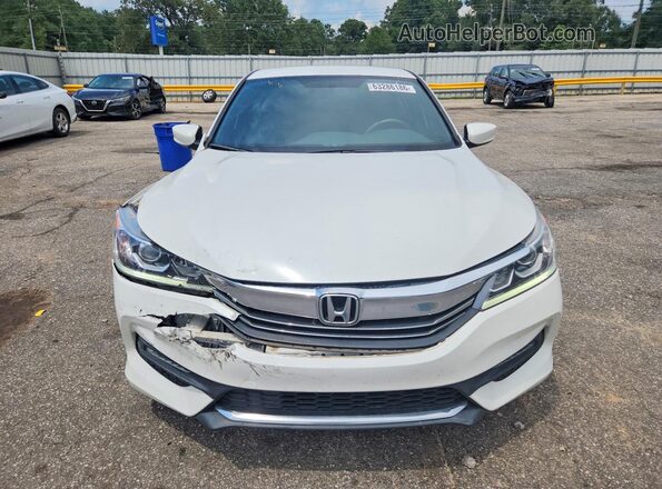 1HGCR2F52HA130712 2017 HONDA ACCORD White Front view
