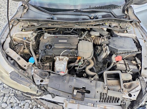1HGCR2F53GA082118 2016 HONDA ACCORD Silver Вид задньої частини салону