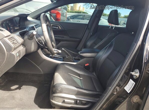 1HGCR2F53HA127639 2017 HONDA ACCORD Black Вид салону спереду