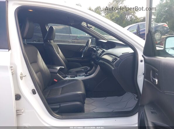 1HGCR2F54GA211144 2016 HONDA ACCORD White Вид салону спереду