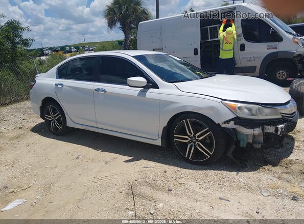 1HGCR2F54HA118514 2017 HONDA ACCORD White Вид задньої частини салону