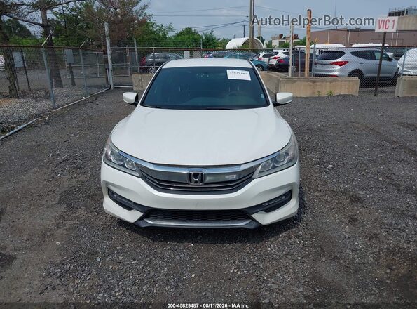 1HGCR2F54HA130730 2017 HONDA ACCORD White ხელსაწყოთა პანელის ხედი