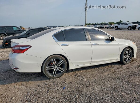 1HGCR2F55HA059246 2017 HONDA ACCORD White Rear right