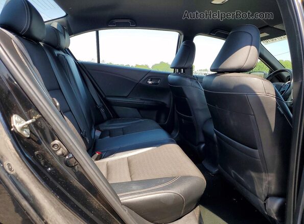 1HGCR2F55HA246972 2017 HONDA ACCORD Black Widok tylnych siedzeń