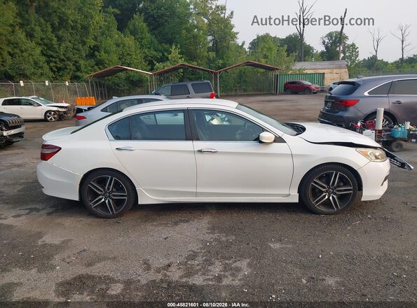 1HGCR2F56HA031519 2017 HONDA ACCORD White Սալոնի հետևի տեսք