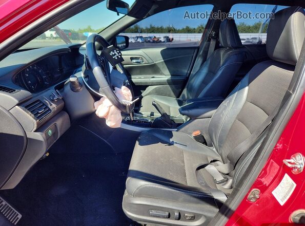 1HGCR2F56HA296991 2017 HONDA ACCORD Красный Вид салона спереди