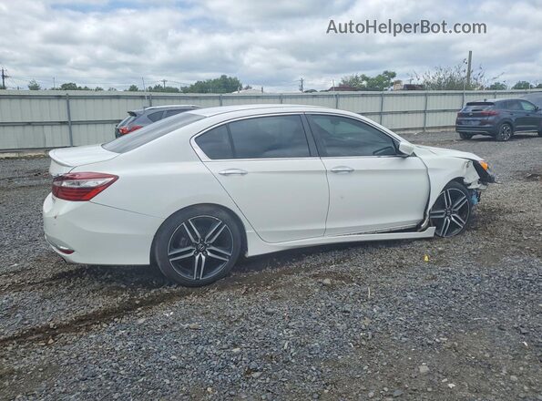 1HGCR2F57HA305763 2017 HONDA ACCORD Белый Задняя правая четверть