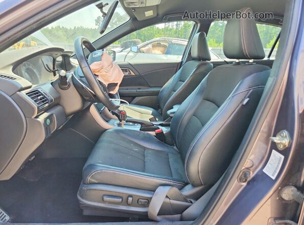 1HGCR2F58HA030811 2017 HONDA ACCORD Серый Вид салона спереди