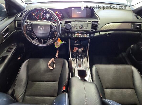 1HGCR2F5XHA104066 2017 HONDA ACCORD Серый Вид панели приборов