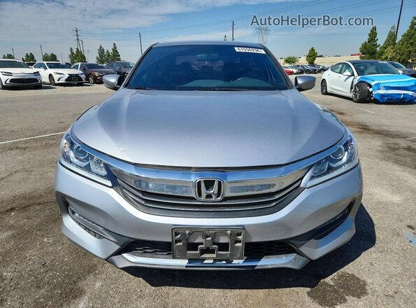 1HGCR2F5XHA293852 2017 HONDA ACCORD Серебряный Вид спереди