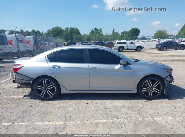 1HGCR2F60GA024699 2016 HONDA ACCORD Silver Vista interior trasera