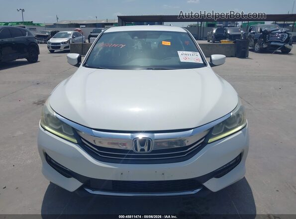 1HGCR2F66HA218090 2017 HONDA ACCORD White ხელსაწყოთა პანელის ხედი