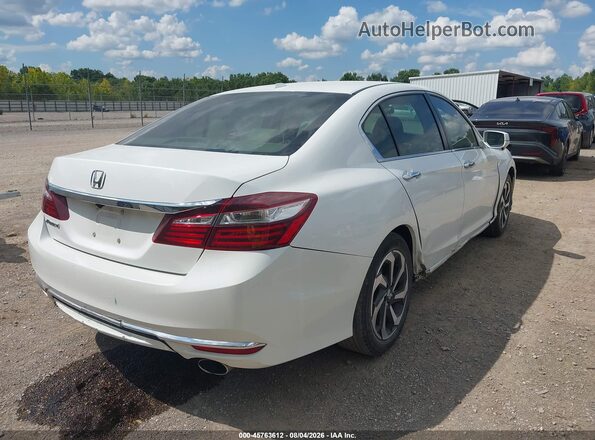 1HGCR2F72HA006232 2017 HONDA ACCORD White Задня права чверть