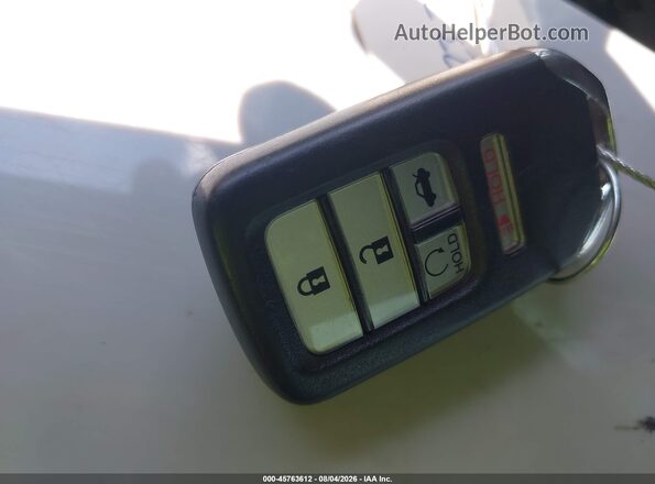 1HGCR2F72HA006232 2017 HONDA ACCORD White Вид панелі приладів