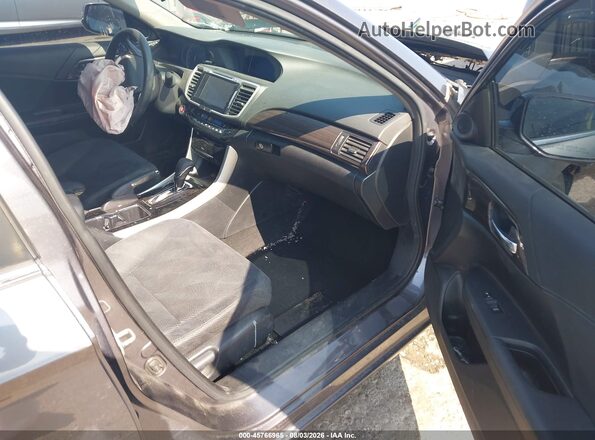1HGCR2F73HA217035 2017 HONDA ACCORD Серый Вид салона спереди