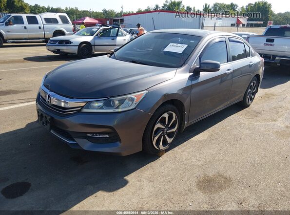 1HGCR2F74HA013666 2017 HONDA ACCORD Gray Front left